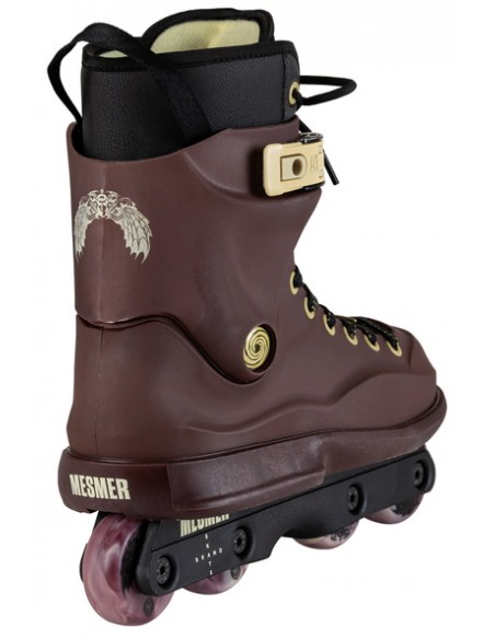 MESMER SKATES THRONE LEVI VAN RIJN